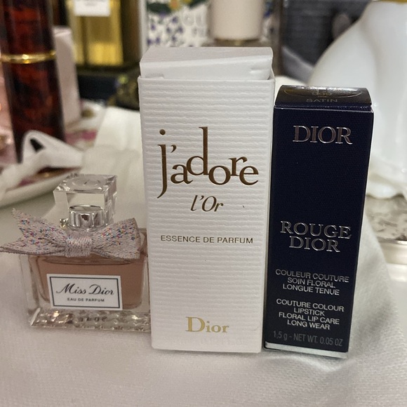 Dior Makeup Bundle-Miniatures - Picture 1 of 8